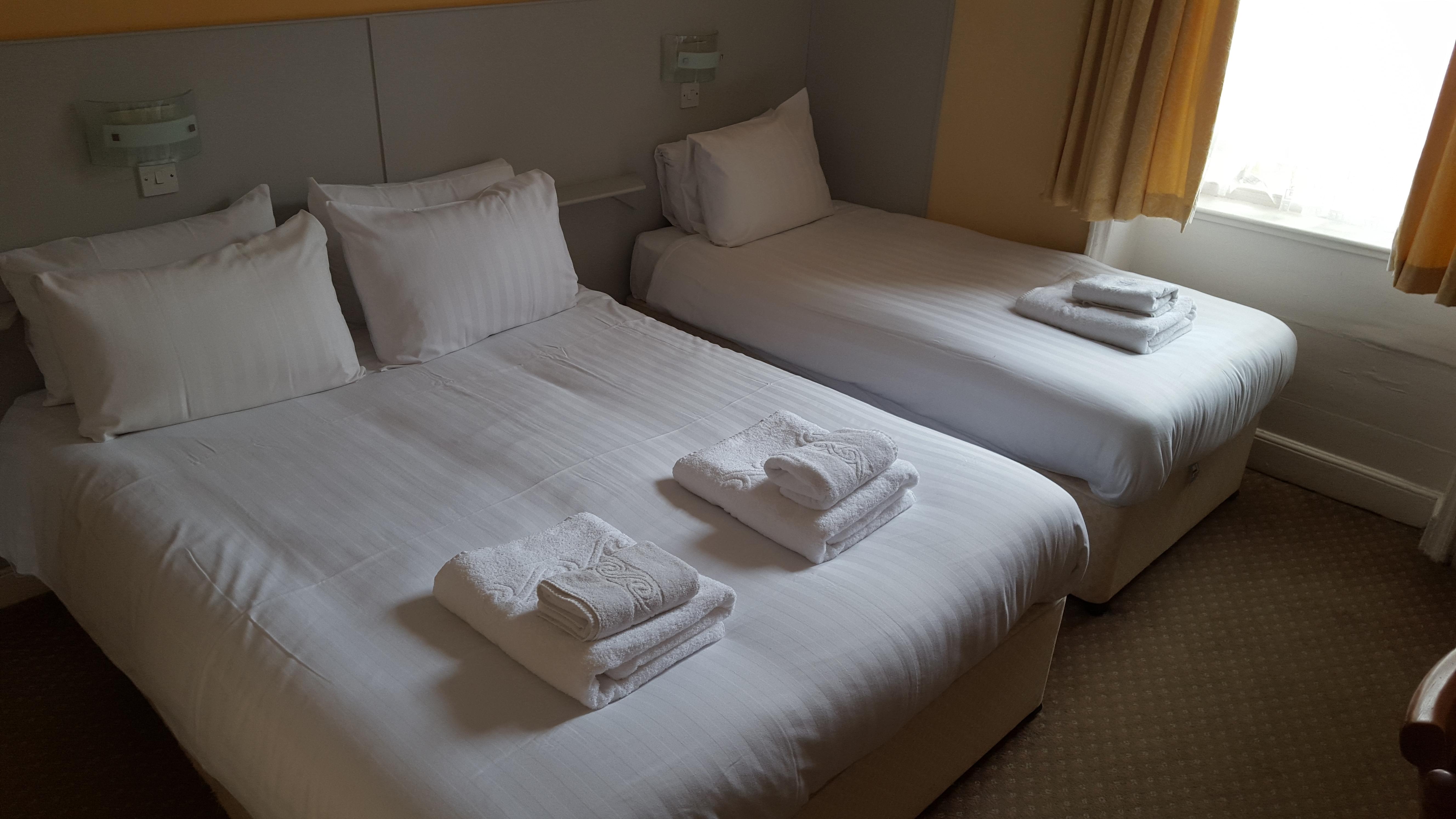 Alexandra Hotel 3*